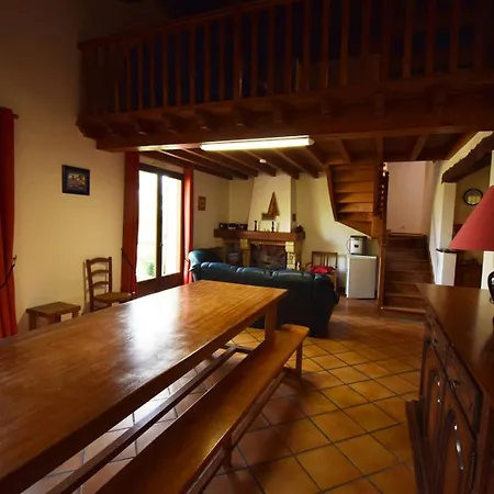 Maison Contemporaine Pour 12 Personnes La Sauvetat-de-Saveres